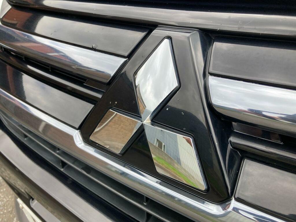 Mitsubishi Outlander Suv 2.0 H 12Kwh Gx4h 201666 Black #24