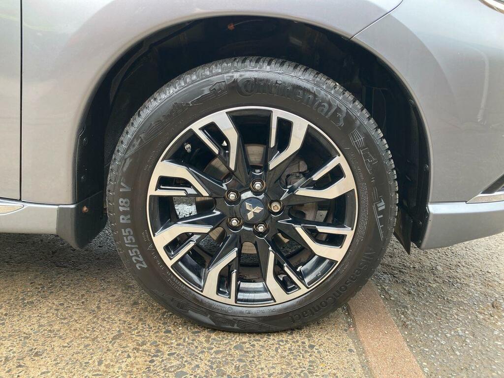 Mitsubishi Outlander Suv 2.0 H 12Kwh Gx4h 201666 Black #8