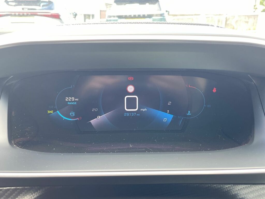 Peugeot 2008 1.2 Puretech 130 Gt Premium Estate Grey #18