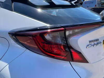Toyota C-Hr 1.8 Hybrid Icon Cvt Grey #12