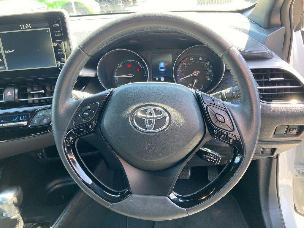 Toyota C-Hr 1.8 Hybrid Icon Cvt White #18