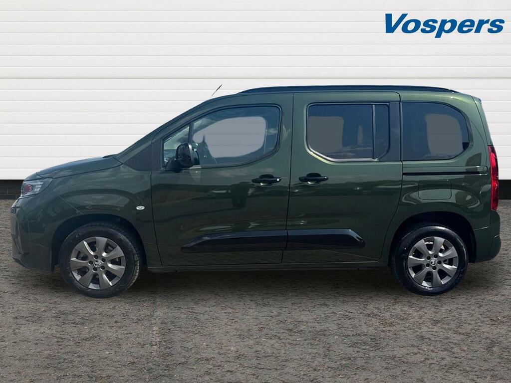 Vauxhall Combo-e Life 100Kw Ultimate 52Kwh Green #4