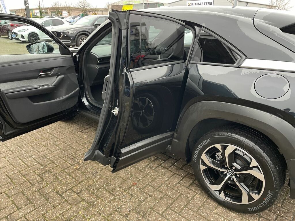 Mazda MX-30 17.8Kwh R-ev Makoto Ss Range Extender Black #30