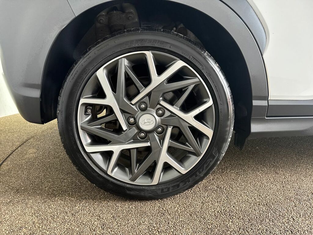 Hyundai Kona Hatchback Grey #10