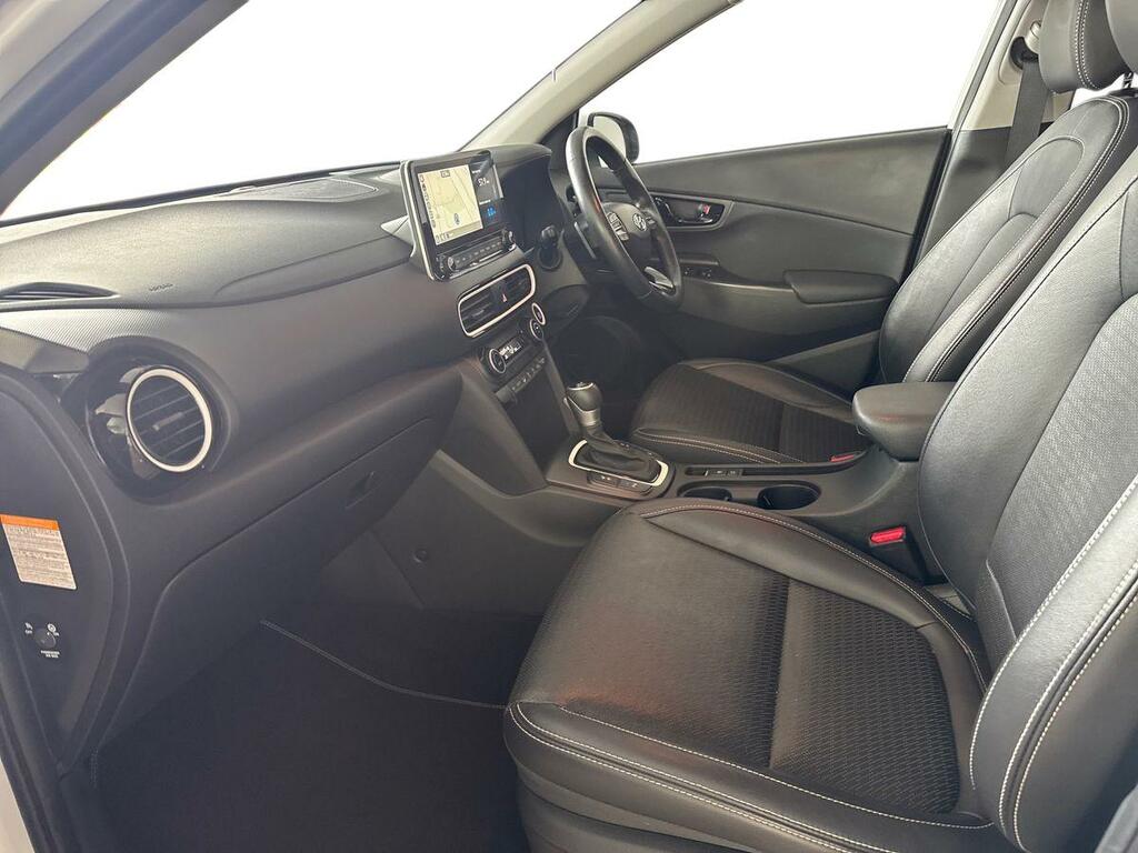 Hyundai Kona Hatchback Grey #14