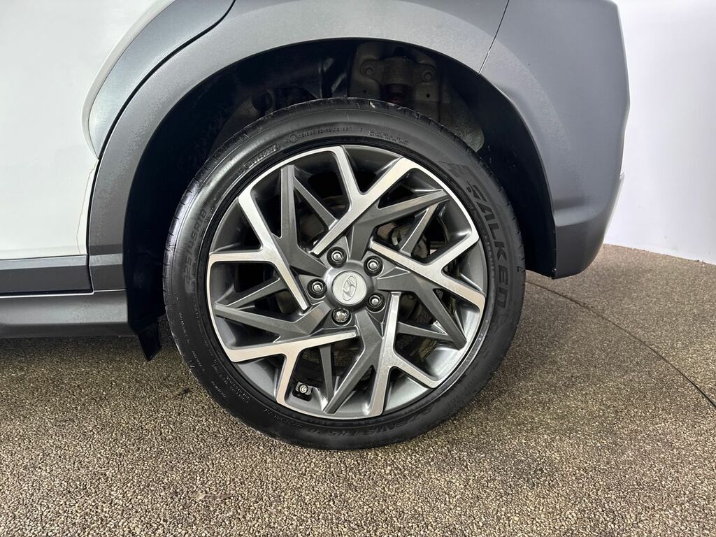 Hyundai Kona Hatchback Grey #11