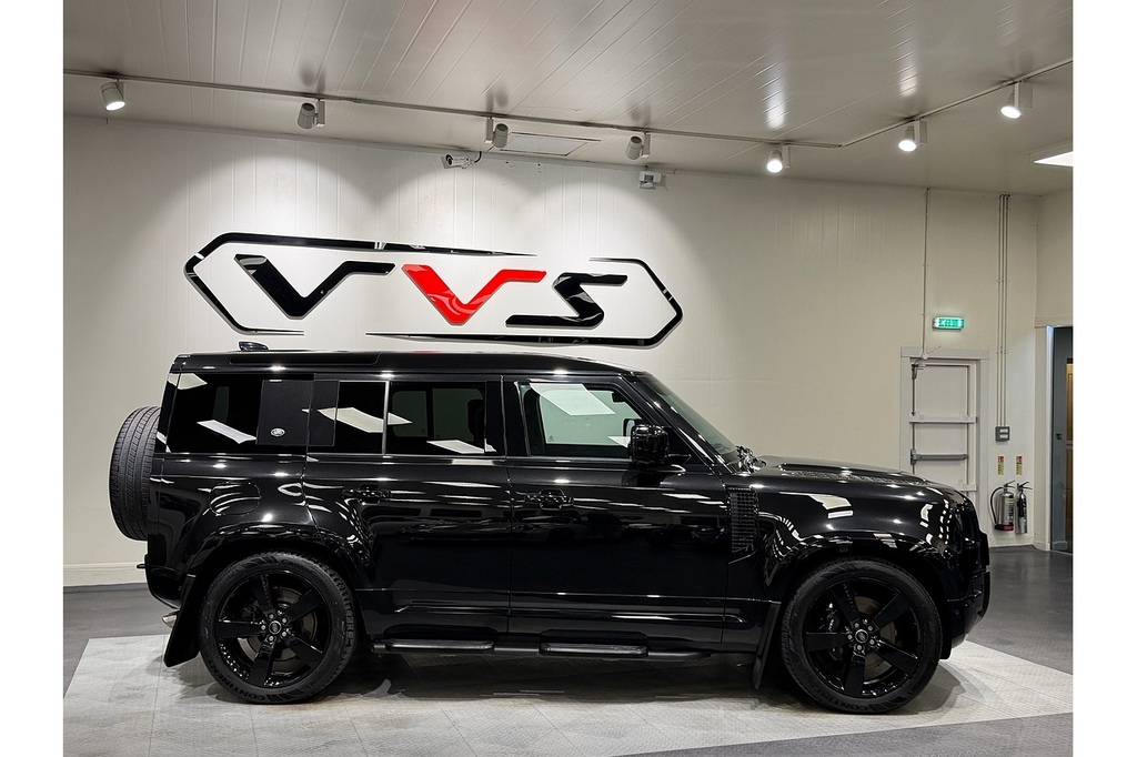 Land Rover Defender 110 P525 V8 Black
