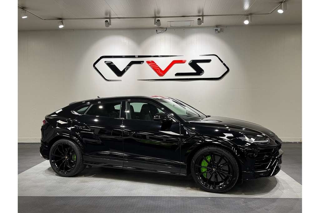 Lamborghini Urus V8 Black