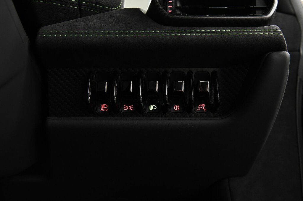 Lamborghini Huracan Tecnica Black #22
