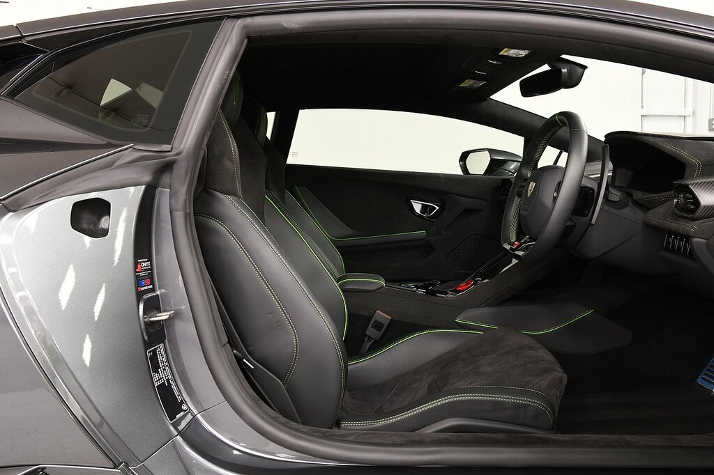 Lamborghini Huracan Tecnica Black #4