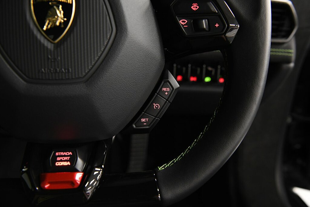 Lamborghini Huracan Tecnica Black #20