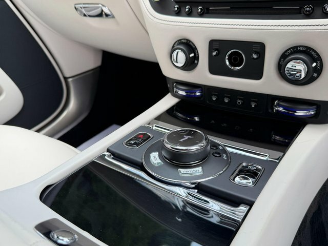 Rolls-Royce Dawn V12 Black #30