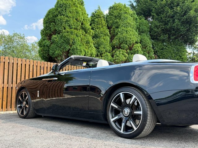 Rolls-Royce Dawn V12 Black #17