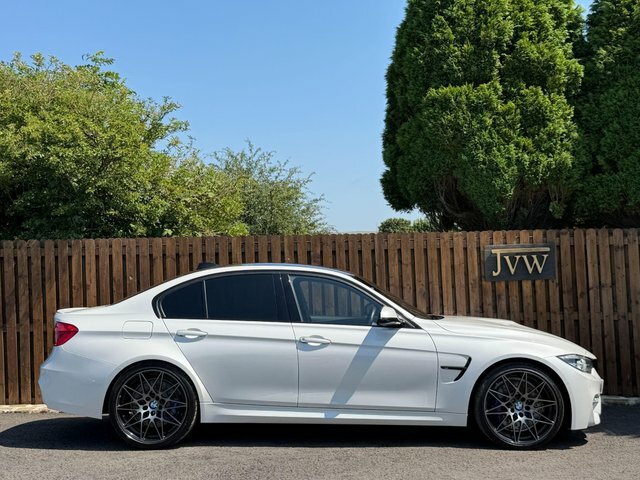 BMW M3 Automatic DL18GYN White #2