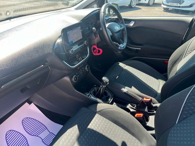 Ford Fiesta Ti-vct Zetec Hatchback White #5