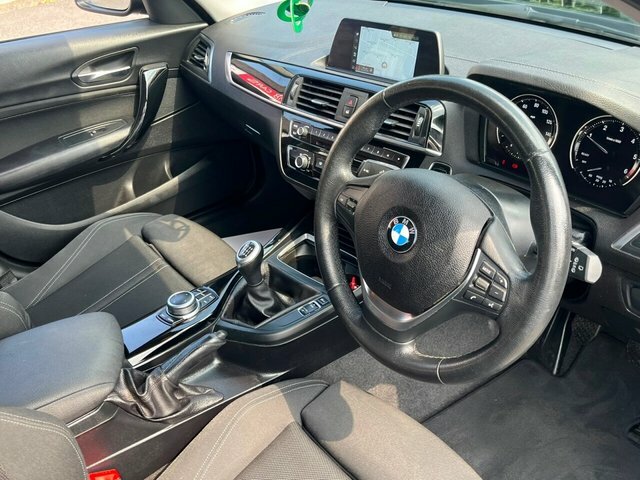 BMW 1 Series 116D Sport Hatchback Black #5