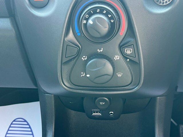 Toyota Aygo 1.0 Vvt-i X-play Euro 6 Grey #12