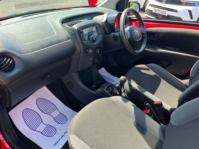 Toyota Aygo Vvt-i X Hatchback Red #5