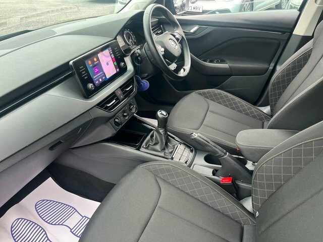 Skoda Kamiq Tsi Act Se Suv Black #5