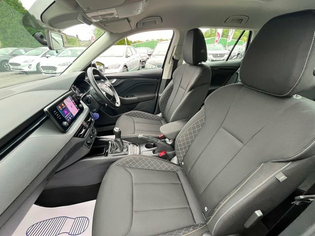 Skoda Kamiq Tsi Act Se Suv Black #6
