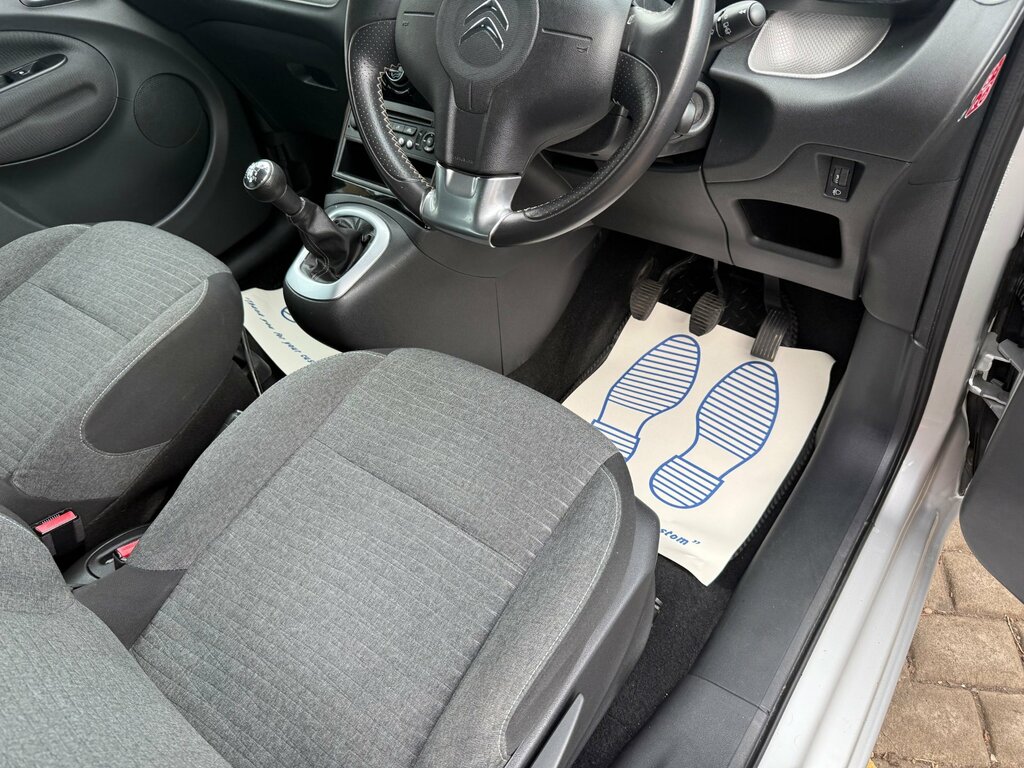 Citroen C3 Picasso Mpv 1.6 Bluehdi Platinum Euro 6 201717 Red #8