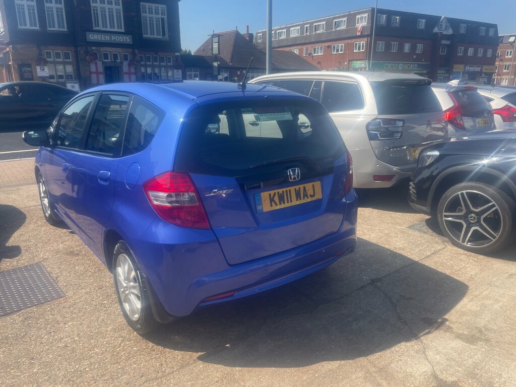 Honda Jazz 1.4 I-vtec Es Hatchback Cvt Euro 5 99 Blue #6