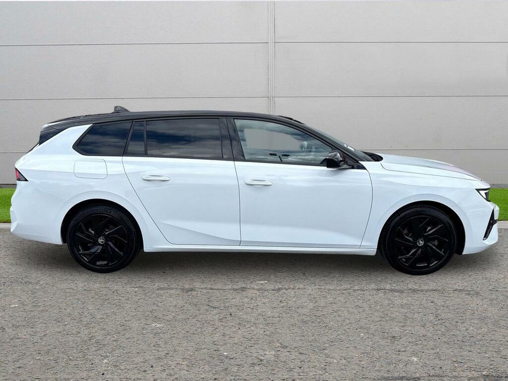 Vauxhall Astra 1.2 Turbo Gs Sports Tourer Euro 6 Ss EF74KDO White #4