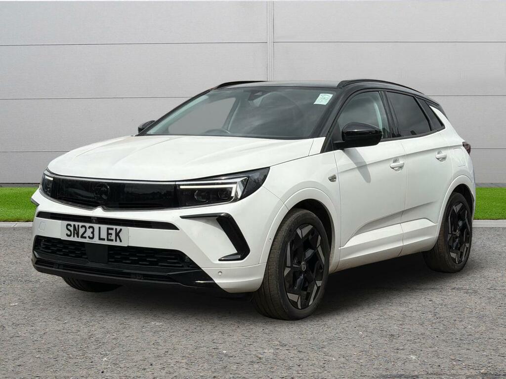 Vauxhall Grandland 1.6 14.2Kwh Gse Awd Euro 6 Ss SN23LEK White #3