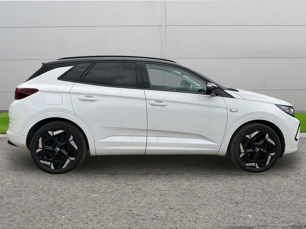 Vauxhall Grandland 1.6 14.2Kwh Gse Awd Euro 6 Ss SN23LEK White #4