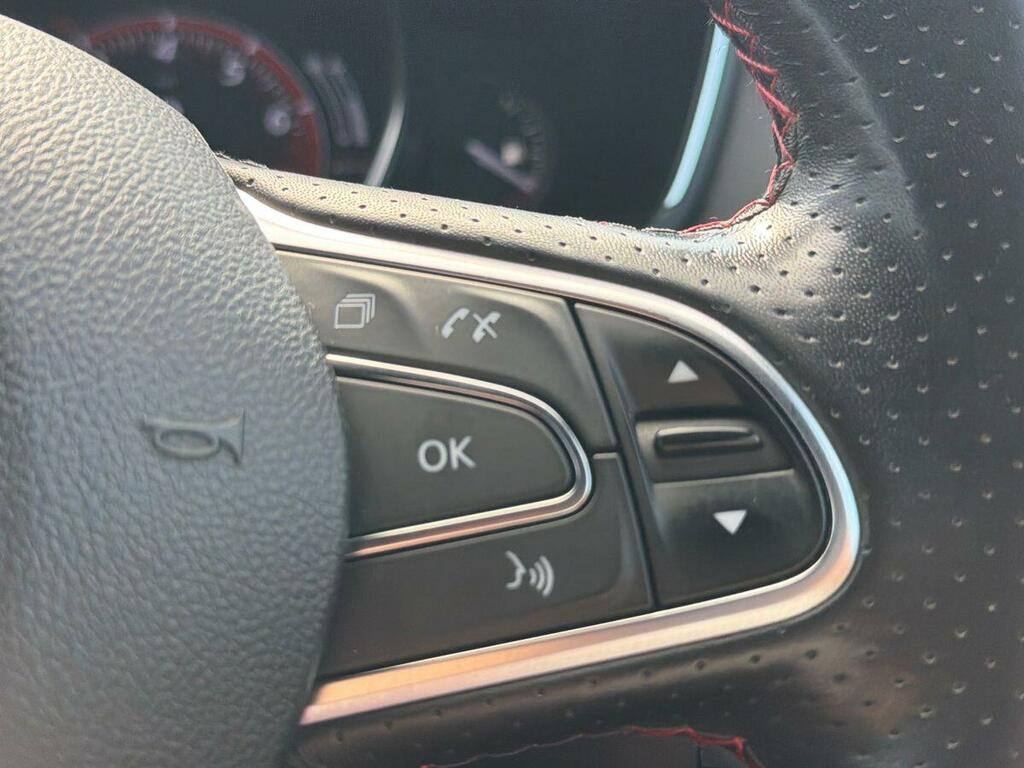 Renault Megane 1.3 Tce Iconic Black #30