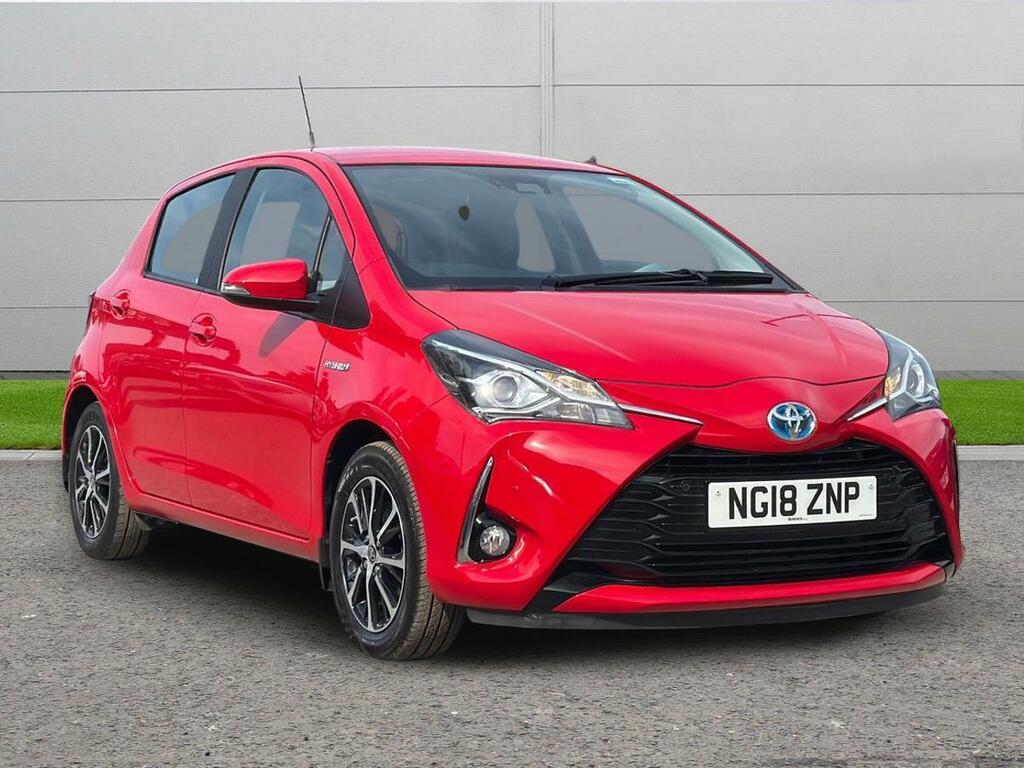 Toyota Yaris 1.5 Vvt-h Icon Tech E-cvt Euro 6 Ss Red