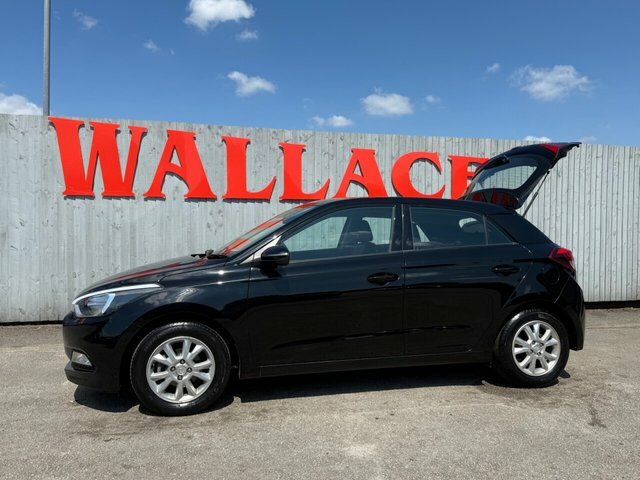 Hyundai I20 Hatchback SK67GVX Black #3