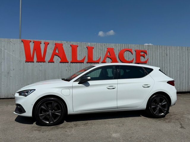 Seat Leon Hatchback White