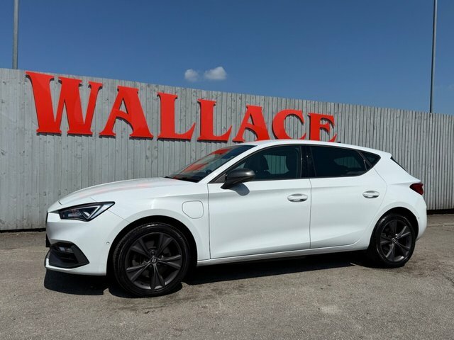 Seat Leon Hatchback BL70VRN White #5