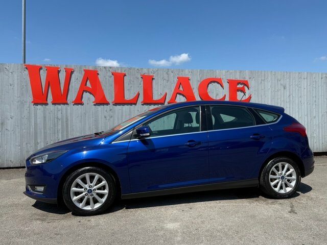 Ford Focus Hatchback Blue