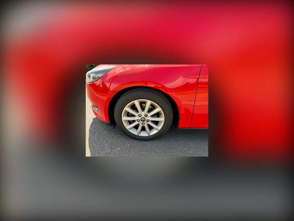 Ford Focus Titanium Red #3