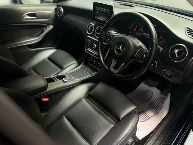 Mercedes-Benz A Class A180d Se Executive Hatchback Black #3