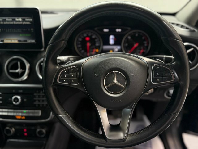 Mercedes-Benz A Class A180d Se Executive Hatchback Black #4