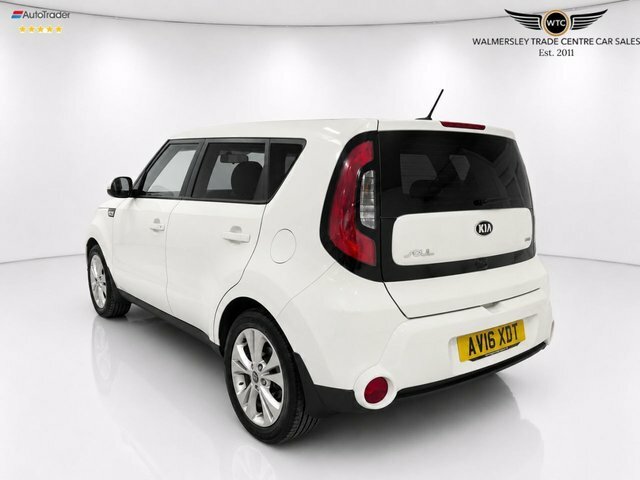 Kia Soul Crdi Connect Suv White #4
