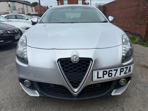 Alfa Romeo Giulietta 1.6 Jtdm-2 Tecnica Tct Euro 6 Ss Grey