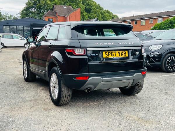 Land Rover Range Rover Evoque 2.0 Ed4 Se Fwd Euro 6 Ss SP67YKR Black #2