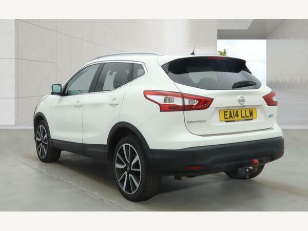 Nissan Qashqai 1.6 Dci Tekna Xtron 2Wd Euro 5 Ss White #2