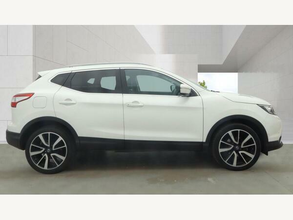 Nissan Qashqai 1.6 Dci Tekna Xtron 2Wd Euro 5 Ss White #4
