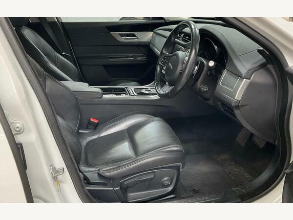 Jaguar XF 2.0D Portfolio Sportbrake Awd Euro Grey #10