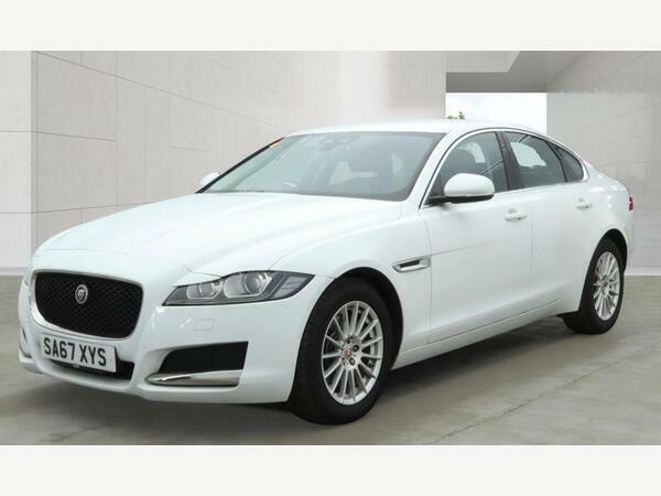 Jaguar XF 2.0D Prestige Euro 6 Ss White #2