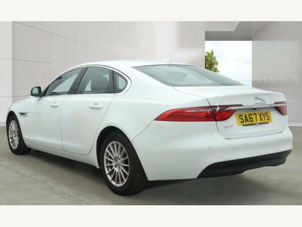 Jaguar XF 2.0D Prestige Euro 6 Ss White #3