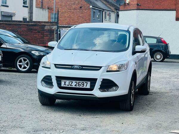 Ford Kuga 2.0 Tdci Zetec Powershift Awd Euro 6 Ss White #2