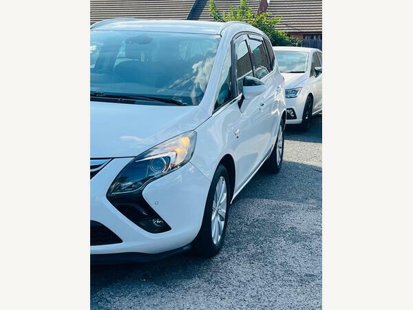 Vauxhall Zafira Tourer 2.0 Cdti Se Euro 5 White #6