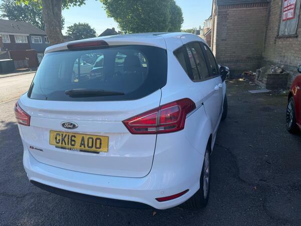 Ford B-Max 1.6 Titanium Powershift Euro 5 White #4