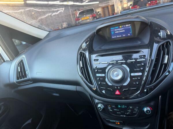 Ford B-Max 1.6 Titanium Powershift Euro 5 White #3